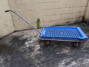lot 7040 image: Cart