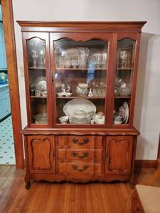 lot 1126 image: Vintage 1970s Lane China Cabinet