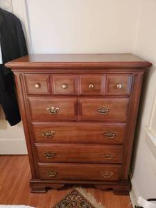 lot 1131 image: Basset Chest of Drawers