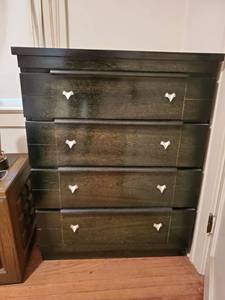 lot 1140 image: Black Mid Century Chest of Drawers
