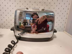 lot 2144 image: Vintage Sunbeam Toaster with Original Cover