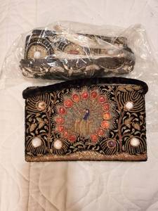 lot 2156 image: Peacock Beaded Purse and Matching Belt