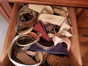 lot 2157 image: Lot of Belts