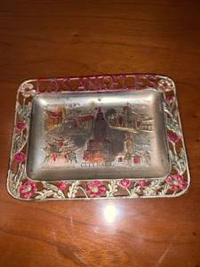 lot 6218 image: Los Angeles Souvenir Ashtray Location Mantel