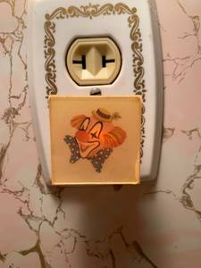lot 6267 image: Vintage Homey the Clown Night Light Location Bathroom