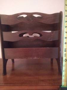 lot 7888 image: Old School Wooden Magazine Holder