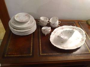 lot 7893 image: Nice Set Of Theodore Haviland, Limoges Of France
