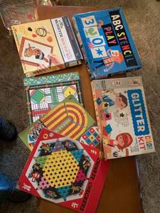 lot 7945 image: Lot of Vintage Childrens Games Location LR