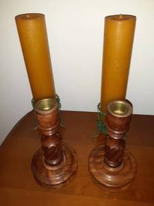 lot 8562 image: Lot of Two Sets of Candle Stick Holders, Plaster Table Top Decoration, Glass Bowl with Artificial Flowers