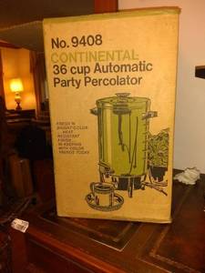 lot 8591 image: Beautiful Vintage Continental 36 Cup Percolator In Stunning Avocado Green In Box