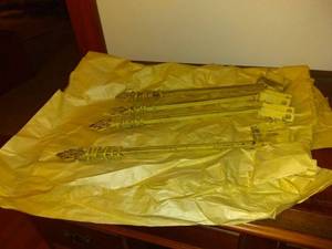 lot 8598 image: Vintage Wrought Iron Curtain Accessories