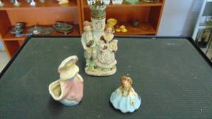lot 10039 image: Victorian collectibles - good shape