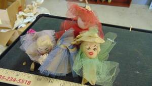 lot 10060 image: nylon net dolls