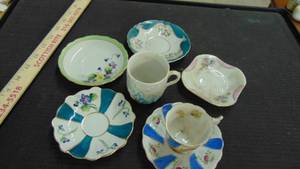 lot 10063 image: Japanese china plates and cup - gold trimmed