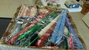 lot 10105 image: large candle lot