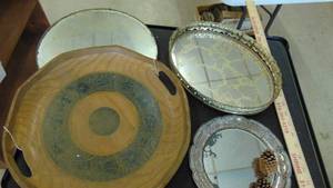 lot 10113 image: serving tray - mirror dresser trays