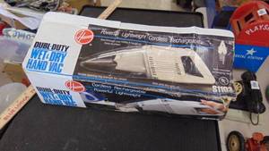 lot 10132 image: wetdry hand vac