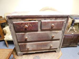 lot 10163 image: small wooden tool chest - mini dresser