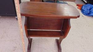 lot 10187 image: wooden end table wshelf