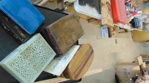 lot 10238 image: keepsake box lot