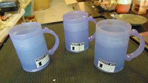 lot 10250 image: 3 freezer frosty mugs