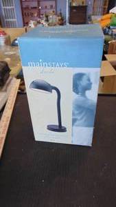 lot 10267 image: desk lamp