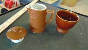 lot 10268 image: ceramic coffee pot and bowl