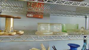lot 10310 image: pipe holder - glass storage containers