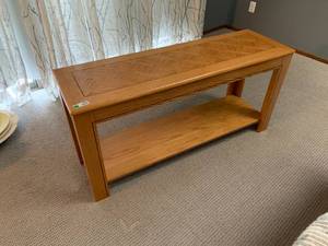 lot 1486 image: Wood Sofa Table