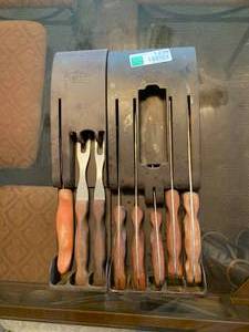 lot 1499 image: Cutco Knife Set