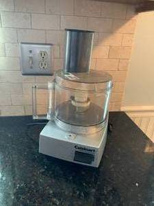 lot 1507 image: Cuisinart Food Processor