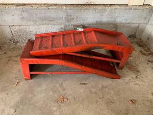 lot 1511 image: Pair of Vintage Car Ramps
