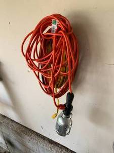 lot 1516 image: Extension Cord Lot