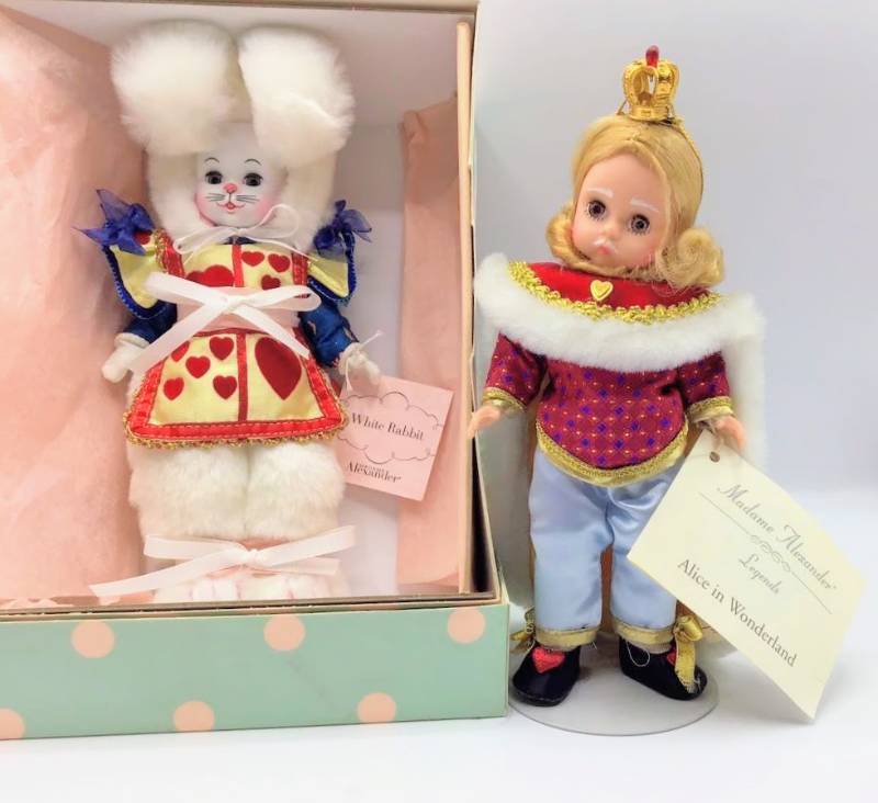 lot 1052 image: Madame Alexander White Rabbit 48130 (in box) and King of Hearts from The Alice in Wonderland Collection