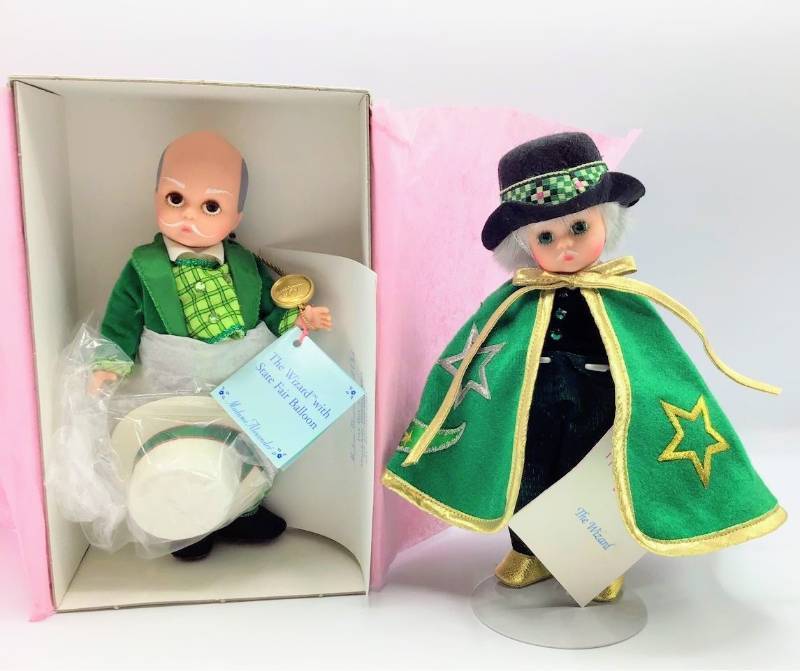 lot 1054 image: Madame Alexander Dolls Wizard with State Fair Balloon 13280 (in box) and The Wizard from The Wizard of Oz