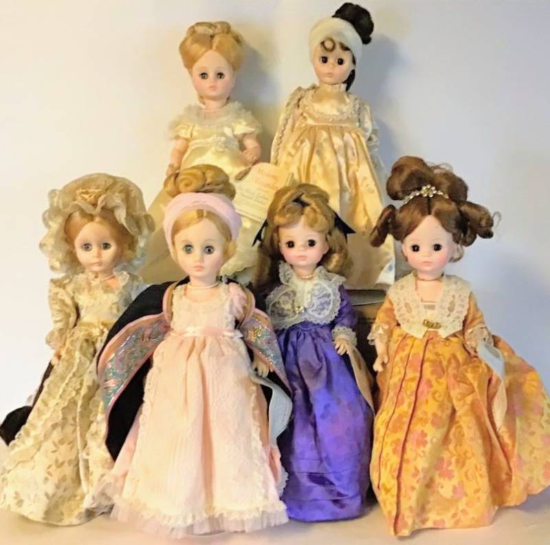 lot 1064 image: Madame Alexander Dolls - The Six First Ladies of the United States Collection