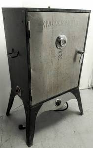 lot 102 image: Camp Chef Smoke Vault 24  MODEL # SMV24S-3