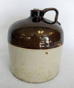 lot 5460 image: Old Stoneware Jug - Pottery Crock