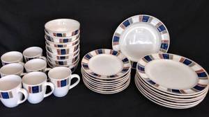 lot 5513 image: Pfaltzgraff Stoneware Riviera Dinnerware  31 Pieces