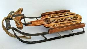 lot 5521 image: Vintage Boyds Collection Ltd Cold Winter Day SleighSled  Rustic Wood & Metal Finish (19.5 x 7)