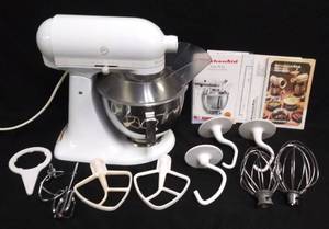 lot 7015 image: KitchenAid Model KSM90WW 300-Watt Ultra Power 4-1 2-Quart, 10 Speed Stand Mixer & Accessories  Tested & Working