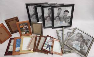 lot 7021 image: Lot of 19 Misc. Photo Frames  Multiple Sizes & Some are still in Original Packaging
