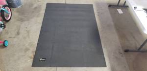 lot 4749 image: 6ft X 4ft Cambivo Exersize Mat With Microfiber Towel