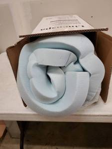 lot 4847 image: Linenspa 2 Gel Memory Foam Mattress Topper Light Blue, Queen  Double Queen