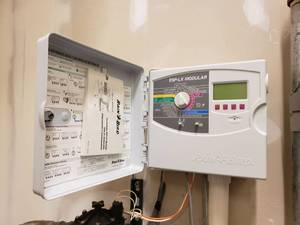 lot 6015 image: Rain bird sprinkler system control Box
