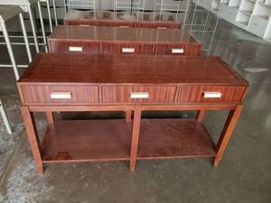 lot 6062 image: Lot (3) wood tables