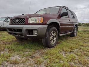 lot 7642 image: 2001 Nissan Pathfinder - VIN JN8DR09X91W577748