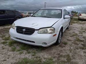 lot 7649 image: Nissan - VIN JN1CA2104VT201206