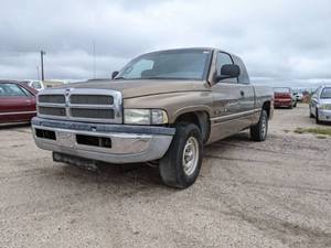 lot 7677 image: 2000 Dodge Ram 1500 - VIN 3B7HC12Y51G204843