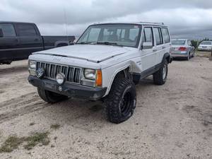 lot 7682 image: 1992 Jeep Grand Cherokee - VIN 1J4FJ58S4NL167908